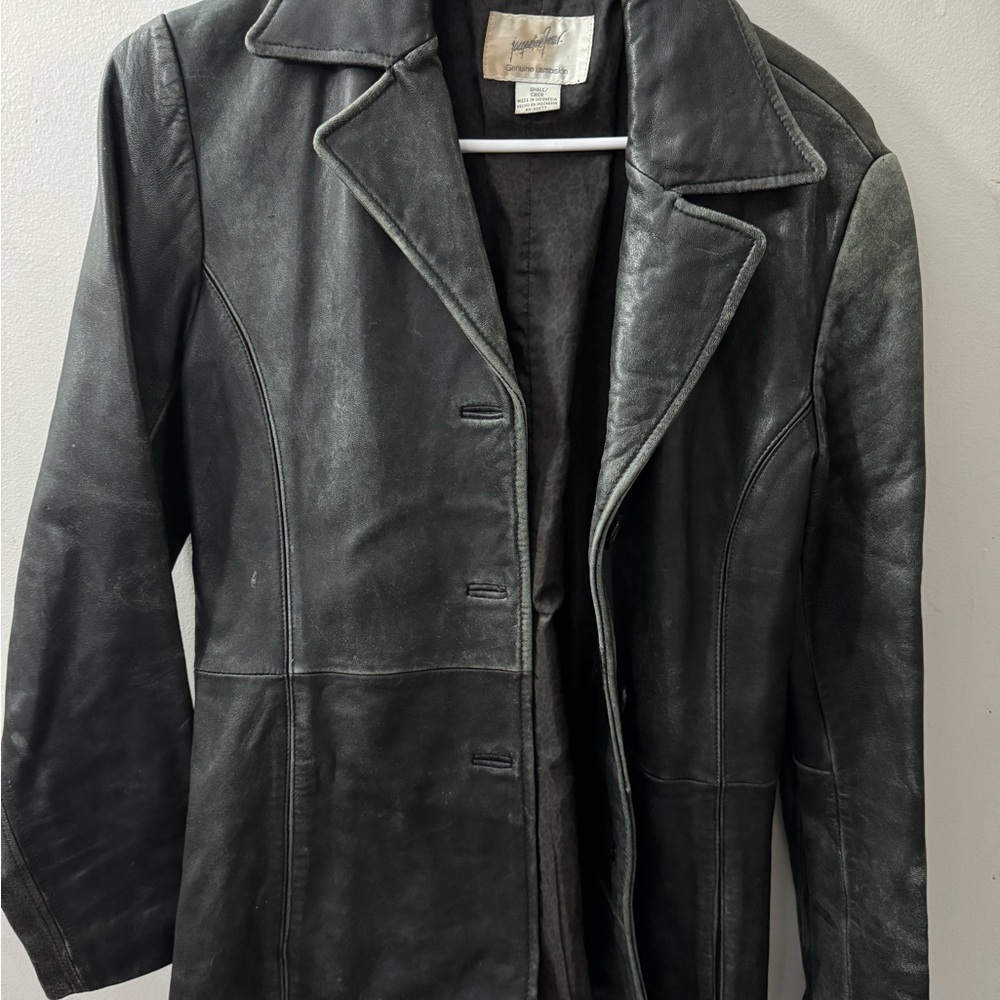 SOLD Vintage Women's Black Leather Jacket